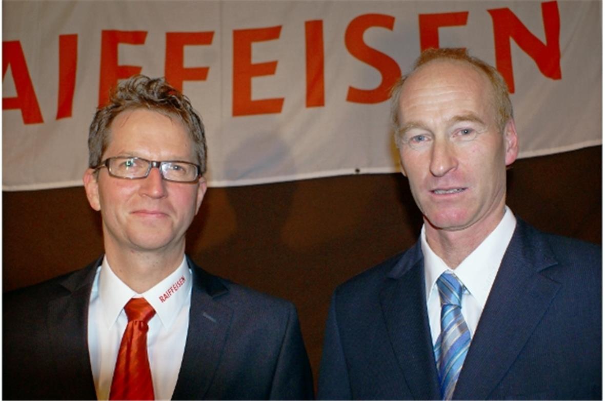 Sie durften über ein ausserordentlich gutes Jahr zurückblicken: Bankleiter Rolf Mani, Verwaltungsratspräsident Hansjürg Schäfer.