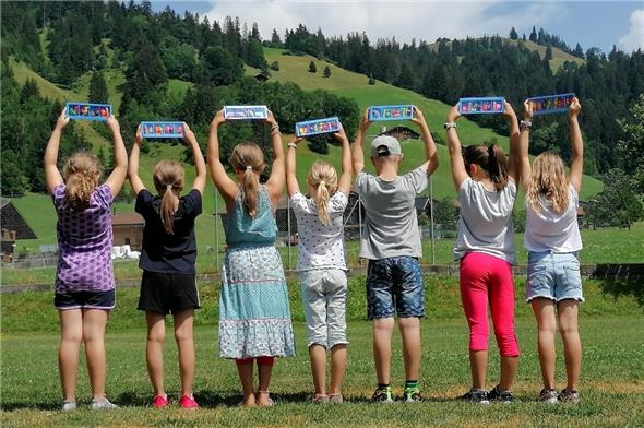 Sieben Kinder besuchten im Rahmen des Ferienpasses Obersimmental die Spitex Saane-Simme und konnten so einen Einblick in die vielfältigen Aufgaben gewinnen.