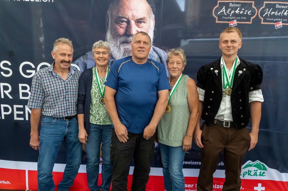 Sieger Kategorie «Berner Hobelkäse AOP»  2. Rang: Andreas und Susanna Stocker, O...