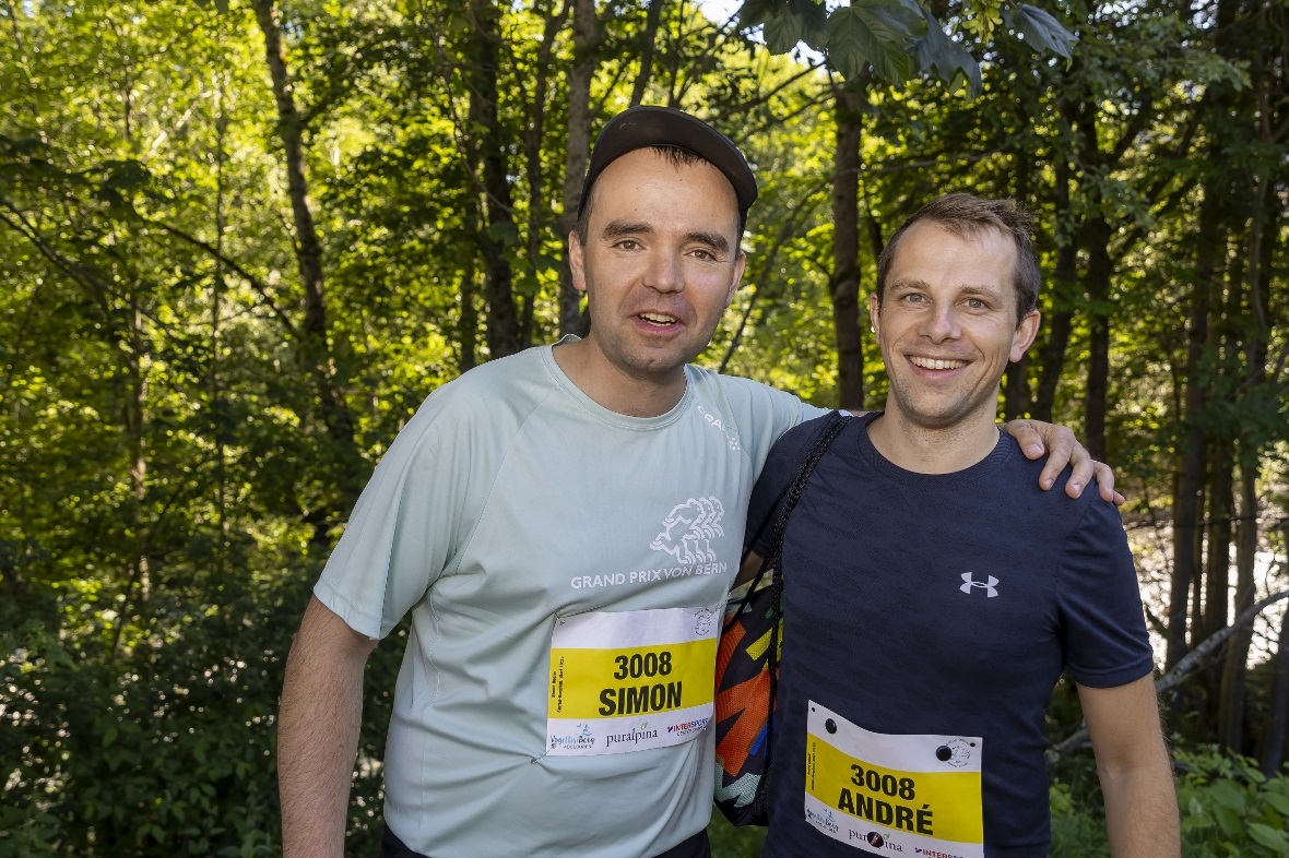 Simon Hodler und André Gfeller aus Erlenbach wagten sich als Staffelteam an den ...