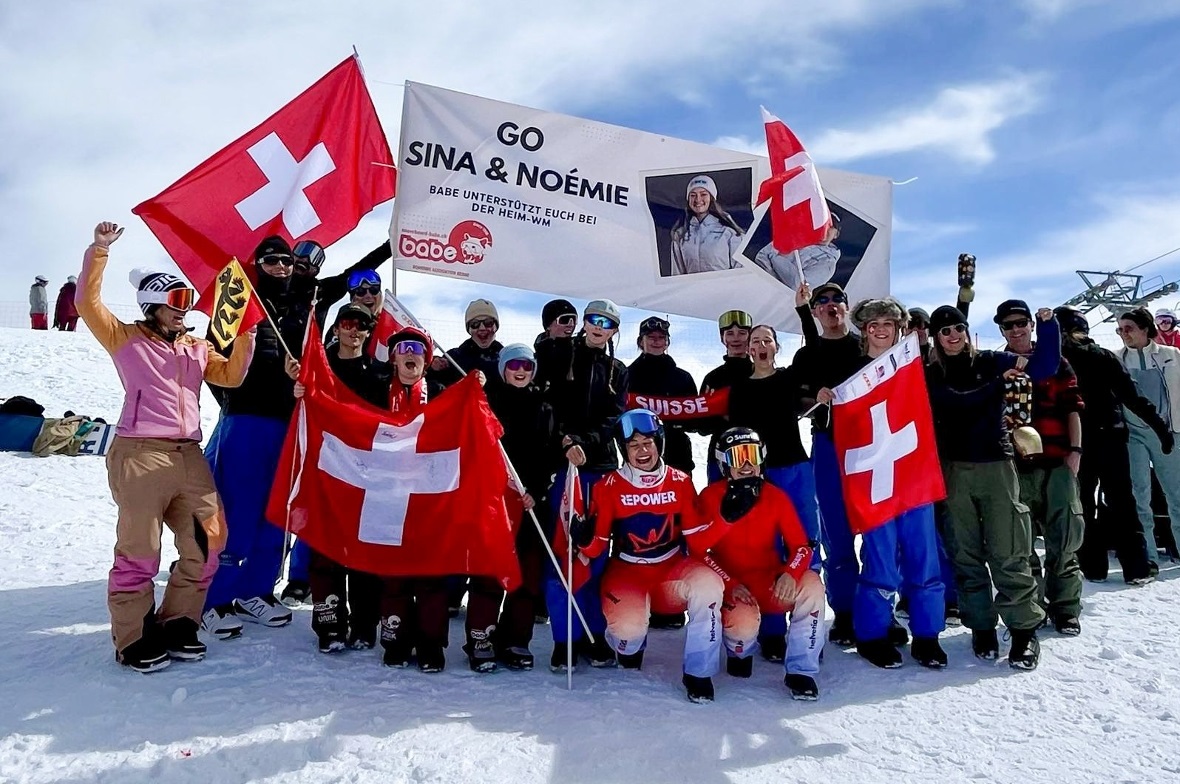 Sina & Noémie mit dem BABE