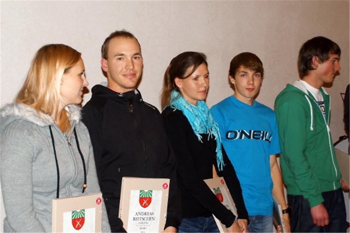 Sina Walder, Andy Beetschen, Corinne Beetschen, Nils Zeller, Björn Marmet