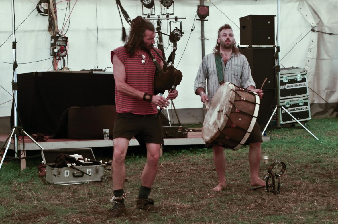 Sintflut im Aquarium: Die garantiert wasserdichte Cover-Band.