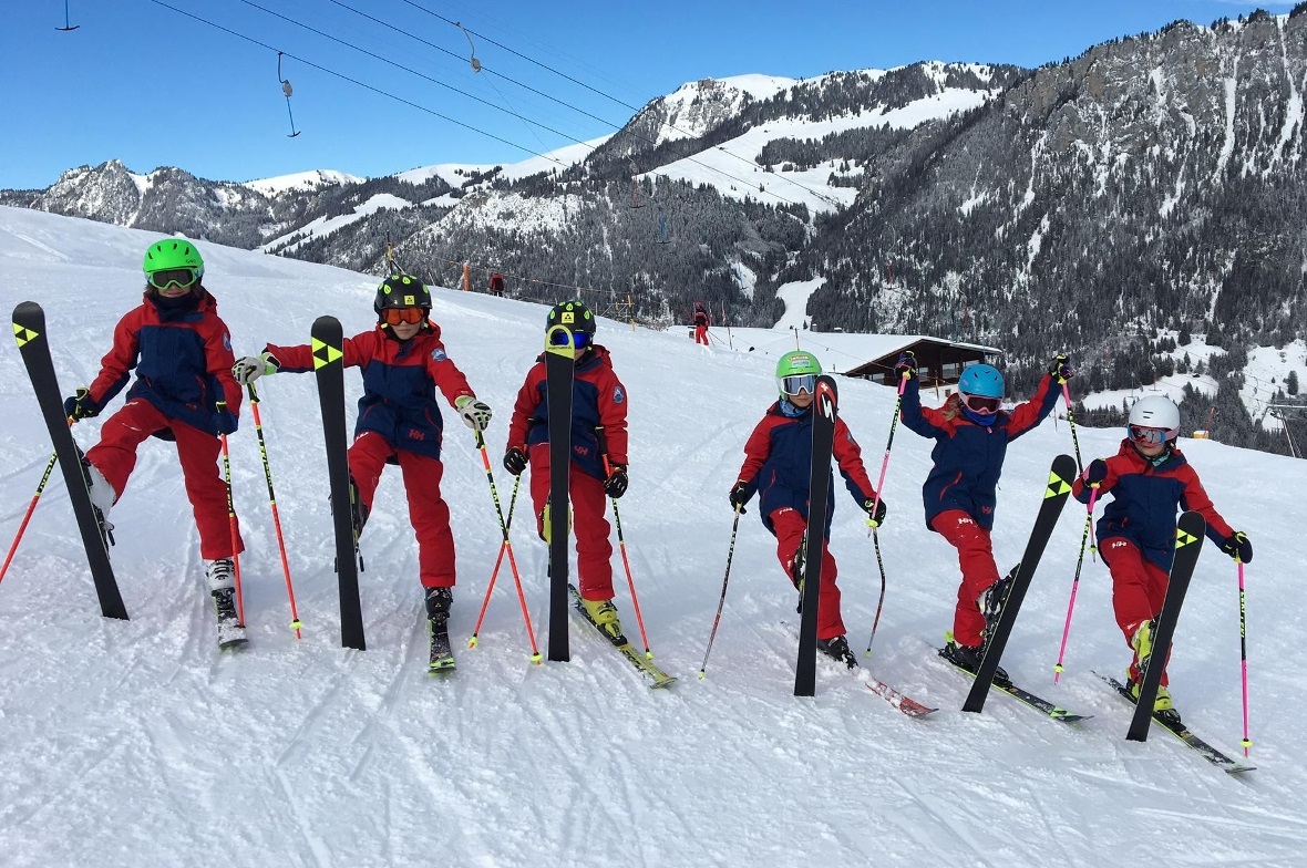 Skitraining fast wie normal, Nachwuchs vom Ski- und Snowboardteam Diemtigtal. Fo...