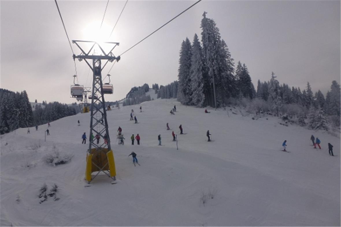 Snowparty lockte zahlreiche Gäste auf die Pisten.