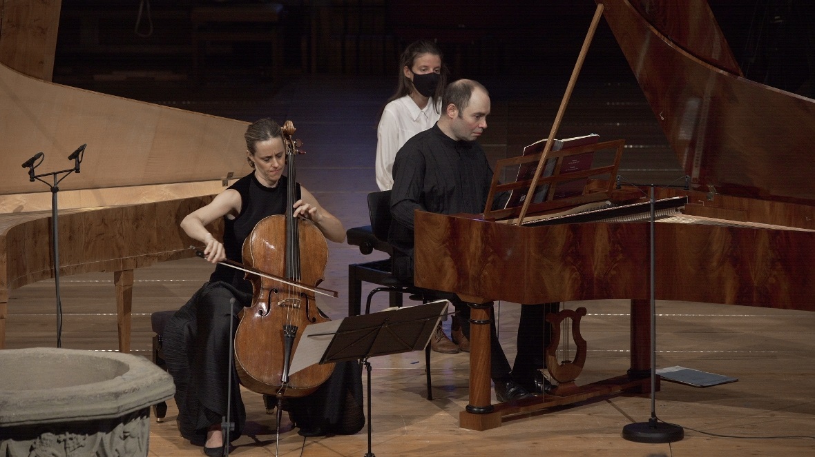 Sol Gabetta (Cello) und Alexander Melnikov (Piano) interpretieren Beethoven: Der...