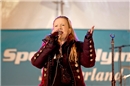 Special Guest Natacha singt während der Eröffnungsfeier der Nationalen Winterspi...