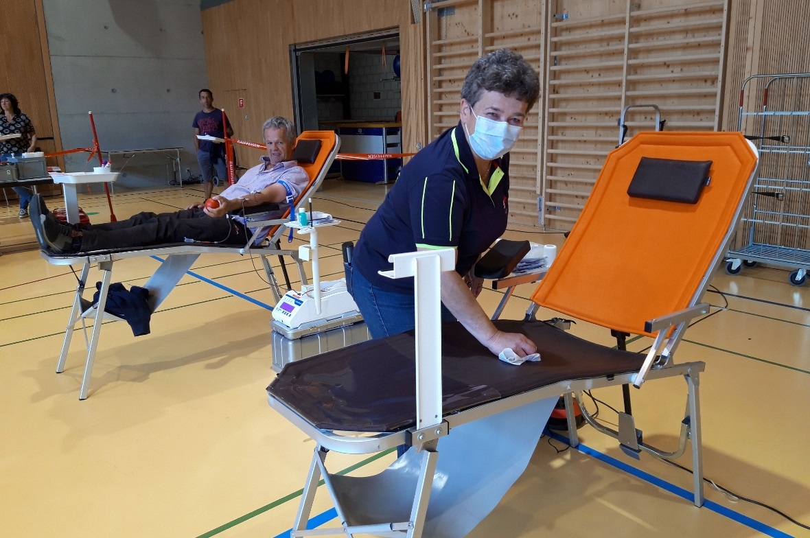 Spenden und desinfizieren ist währen der Corona-Zeit umso wichtiger.