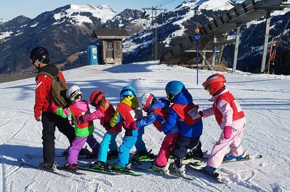Spielerisch gelang auch den Kleineren die Abfahrt am Rinderberg.
