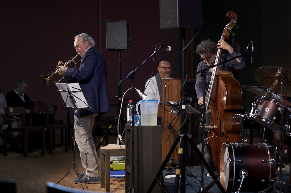 Spielten mit Feuer und Leidenschaft Klassejazz: Franco Ambrosetti (Flügelhorn), ...