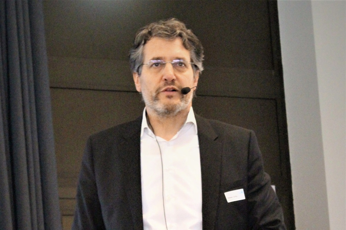 Stefan Zöllig (TS3) präsentierte die geradezu spektakulären Erfolge seines innov...