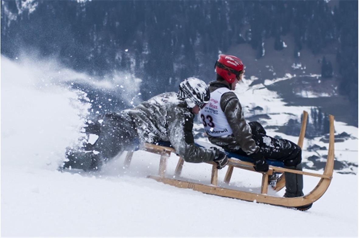 Steuermann Marco und Bremser Beat Siegenthaler (Oberwil 5) auf ihrer Fahrt zum 9. Schlussrang.