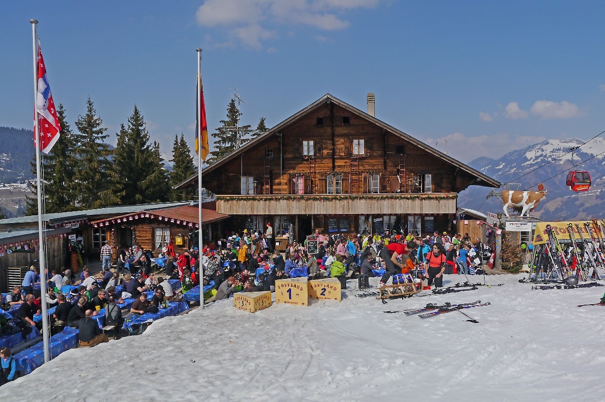 Stimmungsbild am Firmenrennen zum Letzten? Oder Hamilton-Lodge im Jahr 2013?