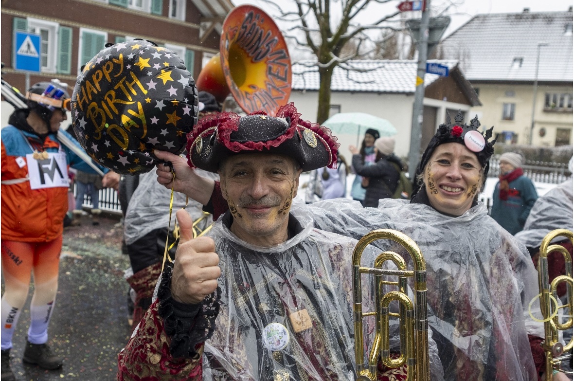 Sujets der Diemtigtaler Fasnacht 2026: Kreative, farbenfrohe Umsetzungen entlang...