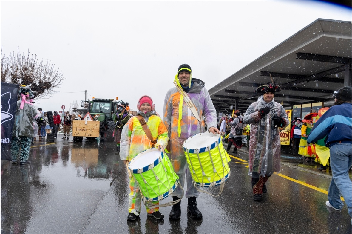 Sujets der Diemtigtaler Fasnacht 2026: Kreative, farbenfrohe Umsetzungen entlang...