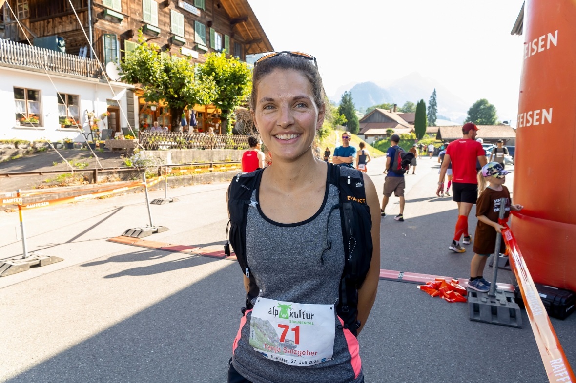 Tanja Salzgeber aus Wimmis, freute sich den Lauf wieder einmal geschafft zu habe...
