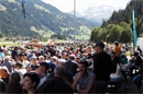 Tausende von Zuschauern verfolgten das Spektakel am Himmel über St. Stephan.