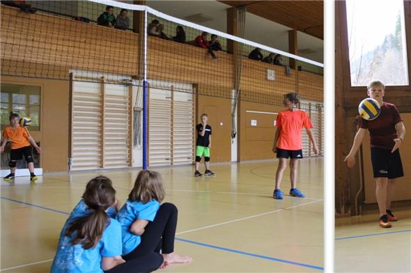 Team Duck Tales: Fabian Perren, Jan Kuhnen, Yannik Vorderegger und Andrin Bolzli.