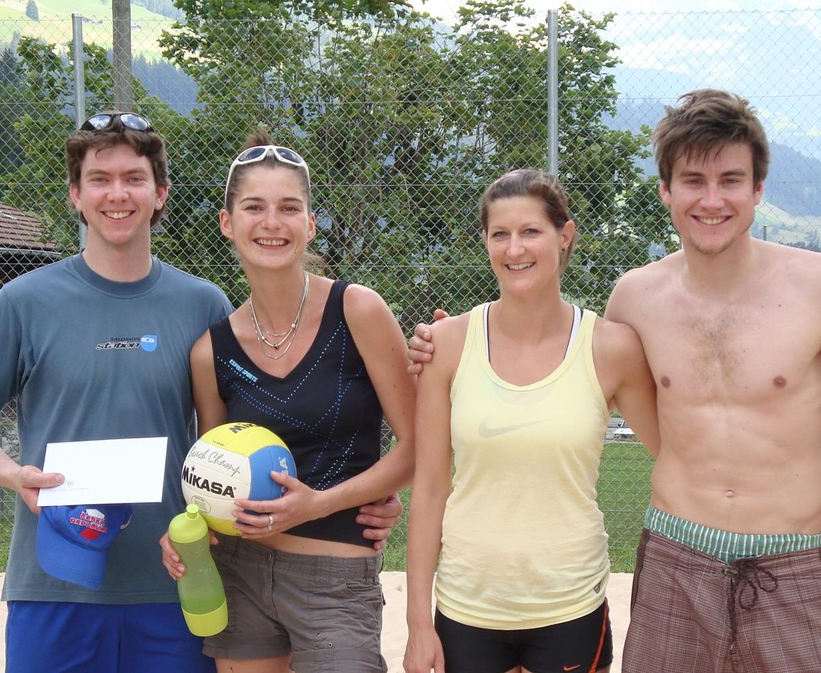 Team Polenta (v.l.: Sandro Perren, Alena Perren, Fabienne Egger, Christoph Perren).