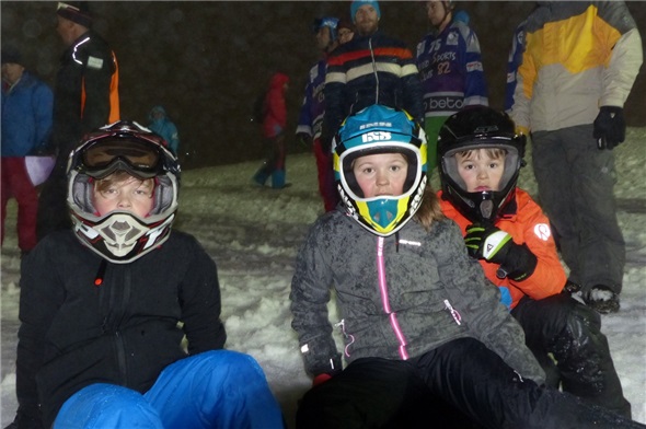 Team Schweizer Eisdrachenreiter aus Wattenwil und Boltigen.
