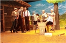 Theateraufführung der 9. Klasse Sekundarschule «Dr Giisse-Balz».