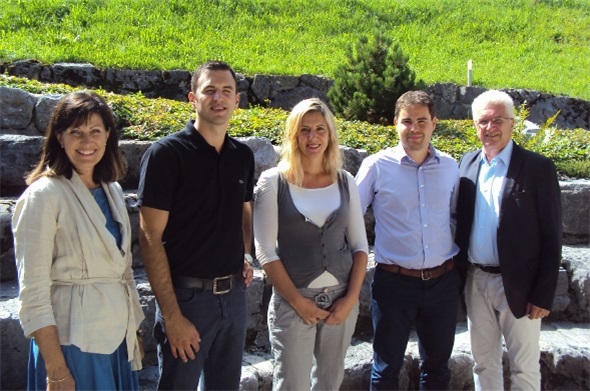 Therese Klossner, Mathias Siegenthaler, Olivia Küng, Markus von Niederhäusern und Pierre-Yves Grivel, Präsident FDP Kanton Bern.