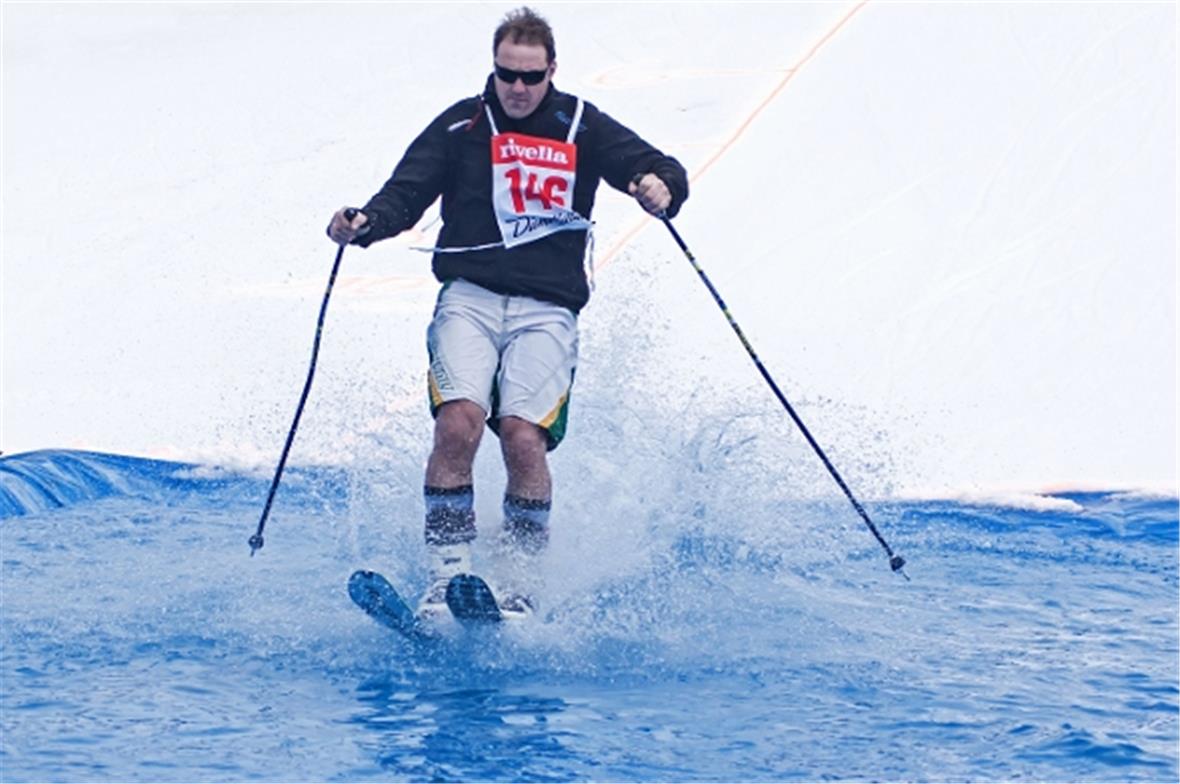 Thomas Ryser auf seiner Siegesfahrt in der Kategorie Herren Ski.
