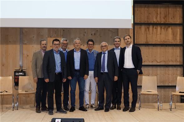 Toni von Grünigen, Albin Buchs, Stephan Hill, Bruno Guggisberg, Gabriel Schär, Pierre Alain Schnegg, Jean-François Andrey und Alexander Gäumann.