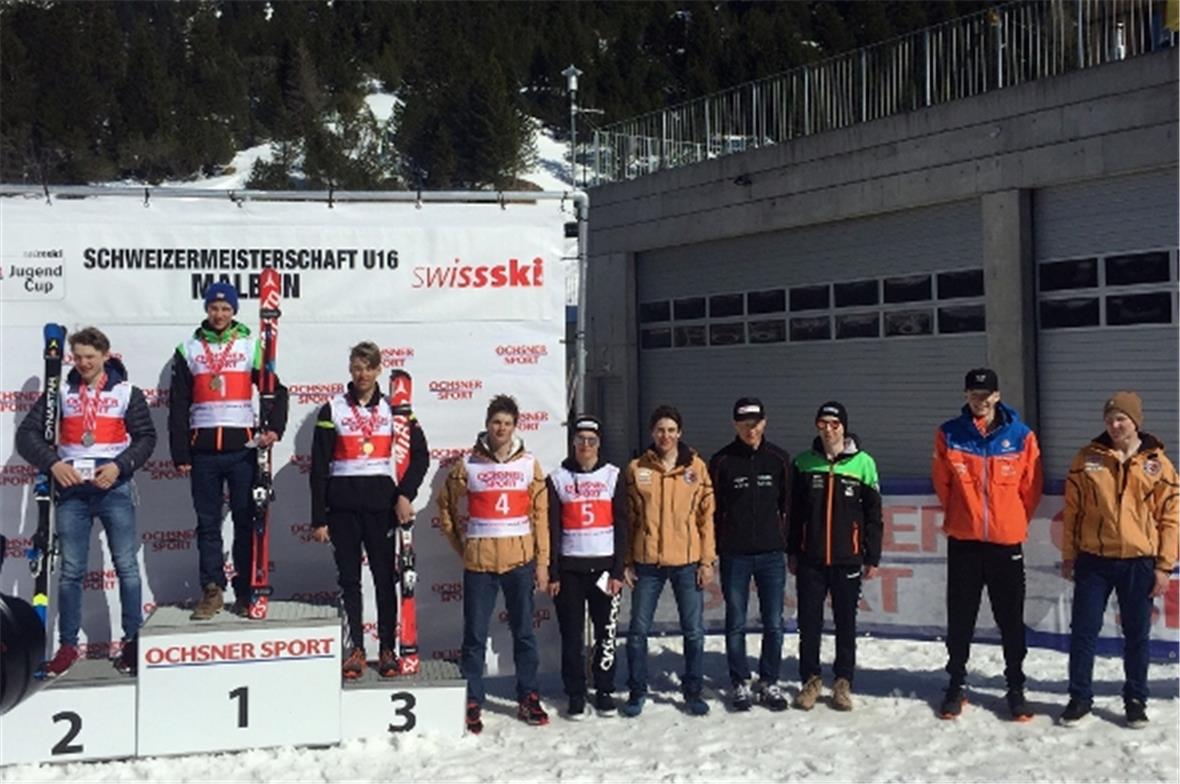 Top 10 der Knaben U16 im Slalom: Joel Lütolf, Elias Ott, Florent Blanc, Florian Kunz, Patrick Hegner, Adrian Tortajada, Alexis Monney, Mario Kammer, Yannik Horber und Jann Bähler.