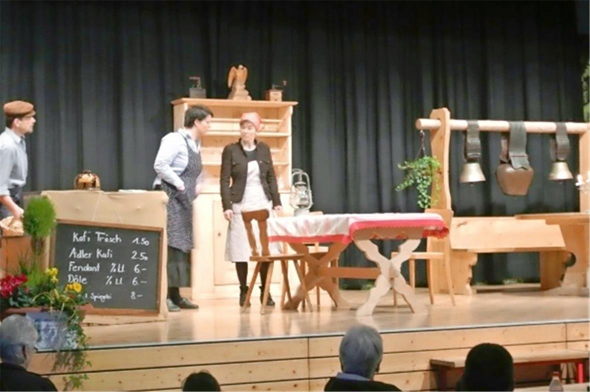 «Tratsch im Restaurant»