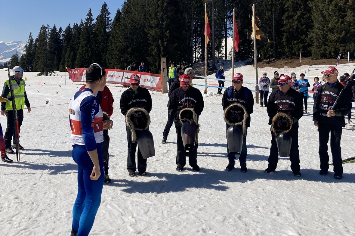 Treichler vom Fanklub Dario Cologna sind während Jahren auch beste Botschafter f...