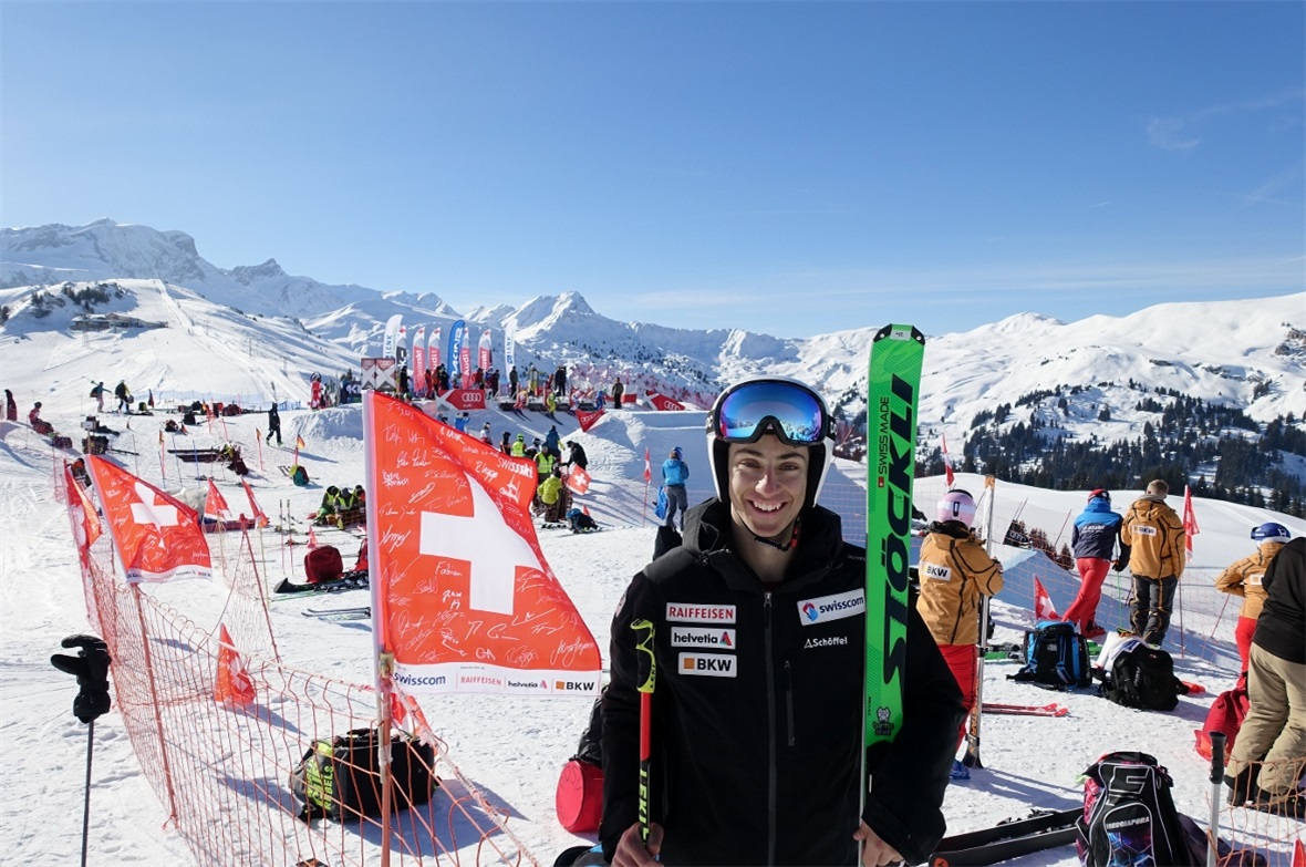 Trotz Ausscheiden in den Achtelfinals im zweiten EC-Rennen blickt Gil Martin zuversichtlich in die Zukunft. Im Hintergrund erfolgt der Start zum nächsten Heat.