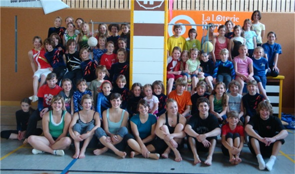 TurnerInnen der Geräteturnriegen Saanen-Gstaad und Zweisimmen im Trainingslager in Ovronnaz.
