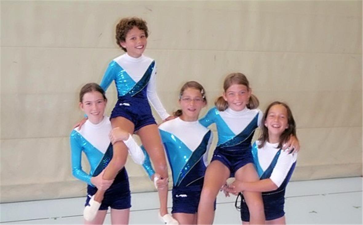 Turnerinnen K2 und K4.