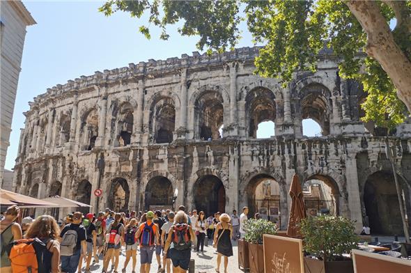 Unterwegs zur Arena von Nîmes