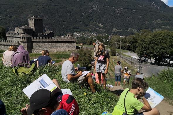 Urban Sketching der Schlösser von Bellinzona.