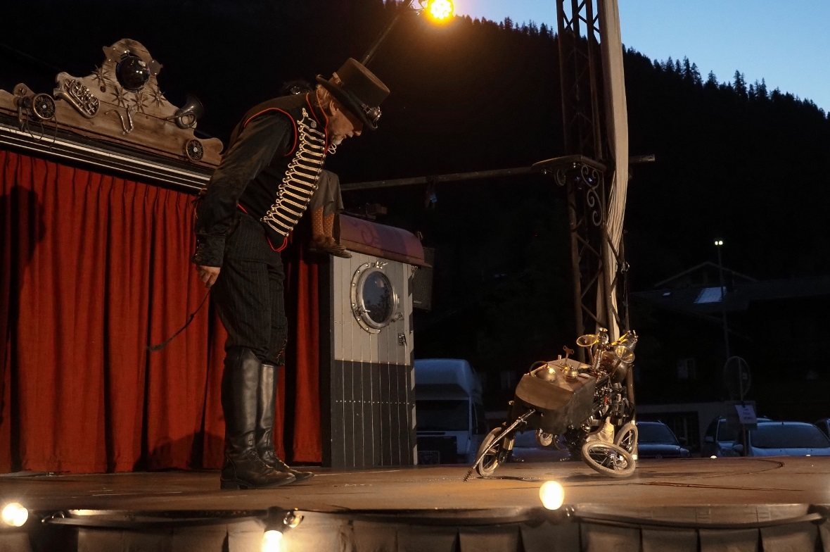 Variete Pave Zweisimmen