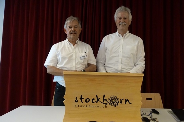 Verwaltungsratspräsident Ueli von Niederhäusern und Geschäftsführer Alfred Schwarz führten im Singsaal der «Tomatenburg» speditiv und kompetent durch die Generalversammlung.