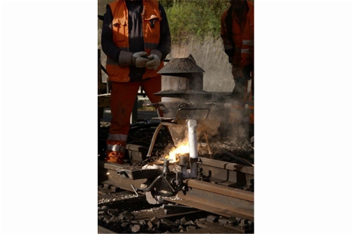 Veschweissung der Schienen.