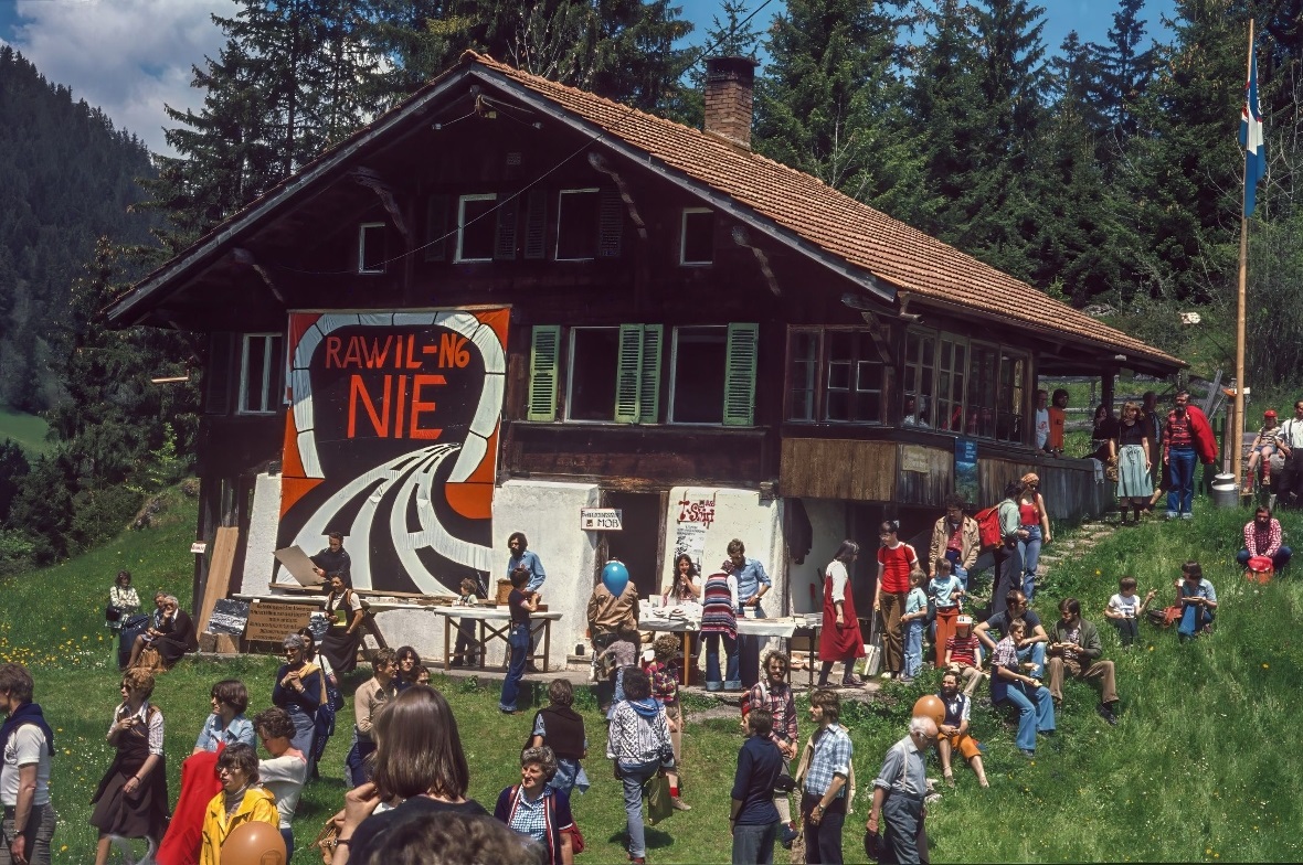 Volkskundgebung auf dem Mannenberg gegen den Rawiltunnel.