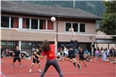 Volleyballmatch mit dem glücklicheren Ende für die Schüler.