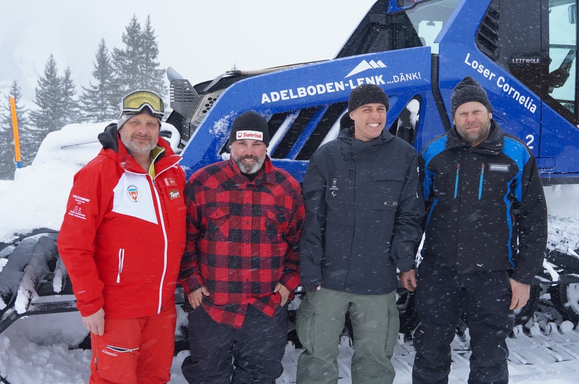Von links nach rechts: Adrian Zbären, Silvan Hofer, Aron Fahrni und Jürg Klopfen...