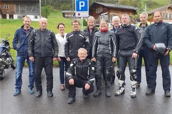 Vorfreude unter den Klubkameraden auf die erste gemeinsame Ausfahrt.