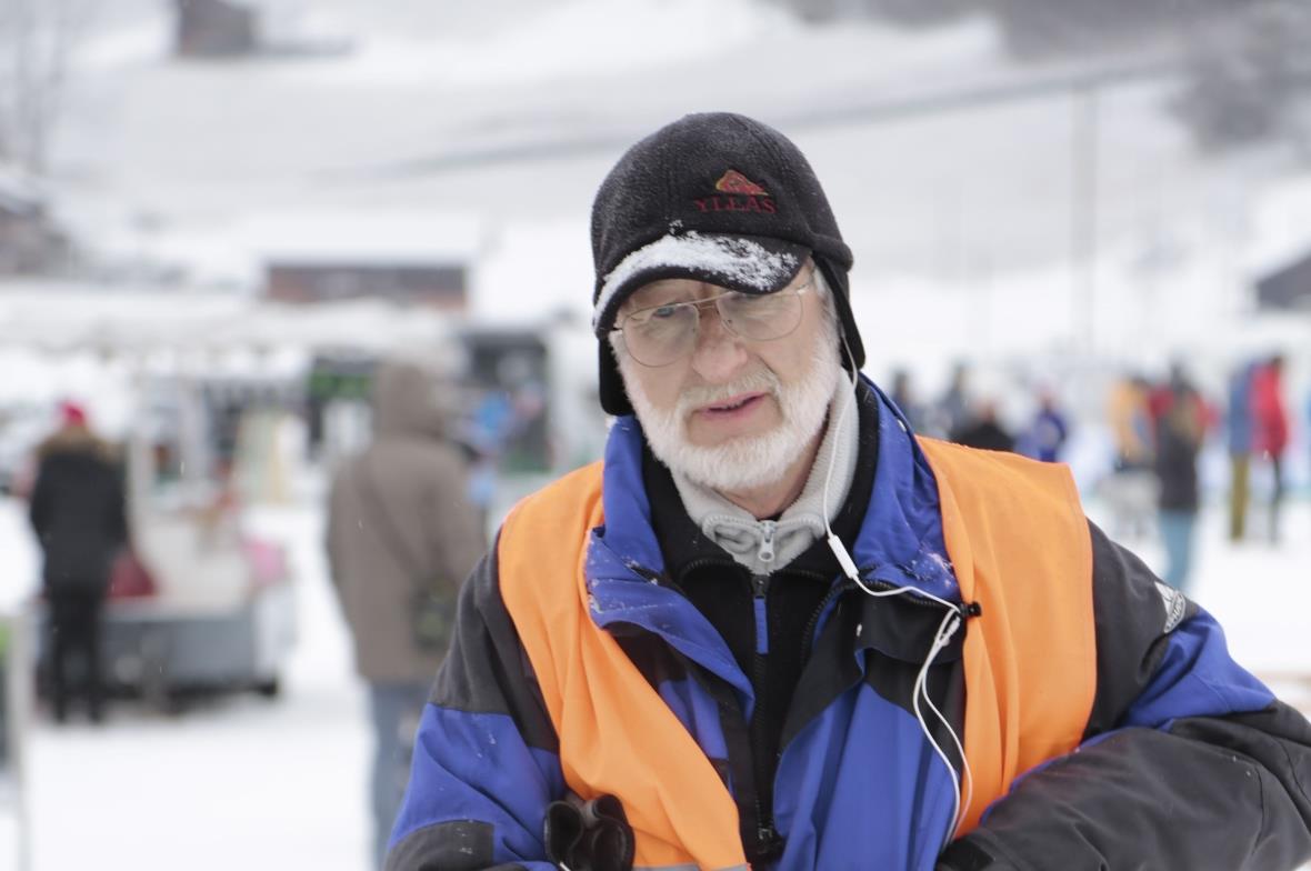Walter Griessen als Begründer der Schlittenhunde Rennen an der Lenk tritt alters...