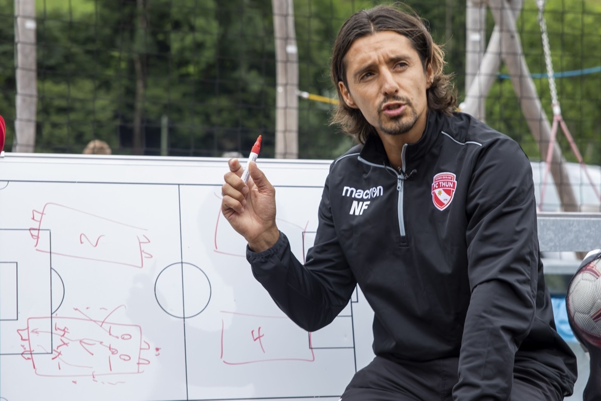 Wie gespielt wird, erklärt Nelson Ferreira.