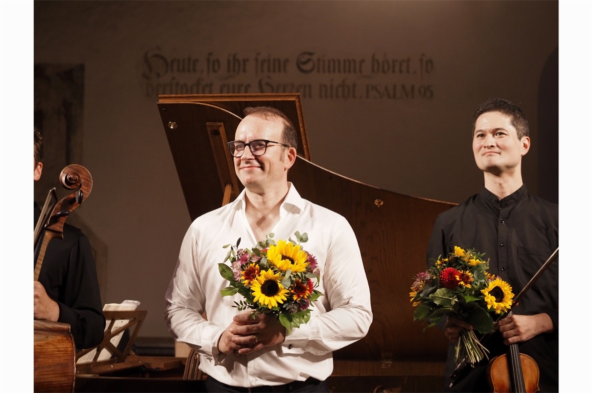 "Winterreise Reloaded mit Daniel Behle und Oliver Schnyder Trio.