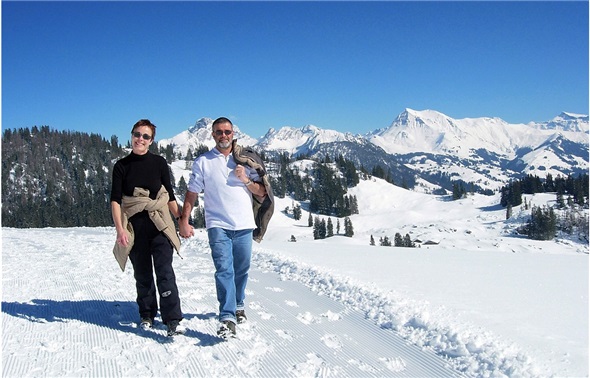 Winterwandern auf dem Sparenmoos mit herrlicher Aussicht.