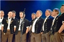 Zahlreiche Jodellieder und Jutz von Ueli Moor (mitte) hier mit dem Jodlerklub St...