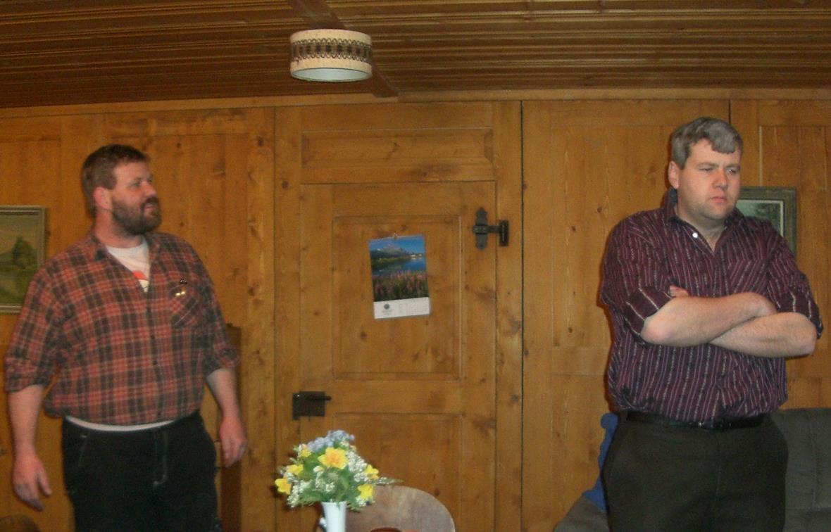 Zeller und Schädler streiten ums Grosi.