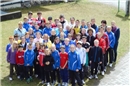 Zum abschliessenden Gruppenfoto lacht sogar die Sonne.